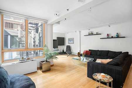357 W 12th St #1R New York, NY 10014