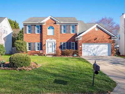 9319 Olivia Ln Charlotte, NC 28277