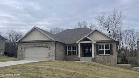 28 Ravenswood Taylorsville, KY 40071
