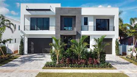 805 NE 70th St Boca Raton, FL 33487