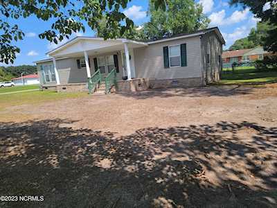101 Beachwood Drive Greenville, NC 27834