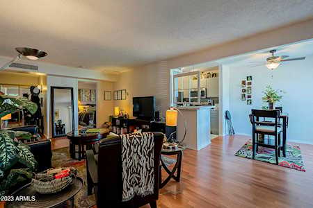 1701 W Tuckey Lane #204 Phoenix, AZ 85015
