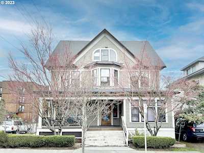 2187 NW Overton ST Portland, OR 97210