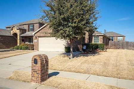 8733 Sierra Trail Cross Roads, TX 76227