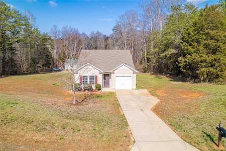 5383 Woodland Glade Ct Iron Station, NC 28080