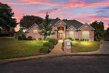 1708 Gatehouse Court Colleyville, TX 76034