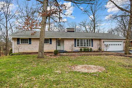 1735 W Choctaw Drive London, OH 43140
