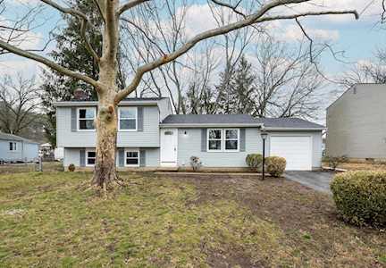 8034 Bunyan Drive Reynoldsburg, OH 43068