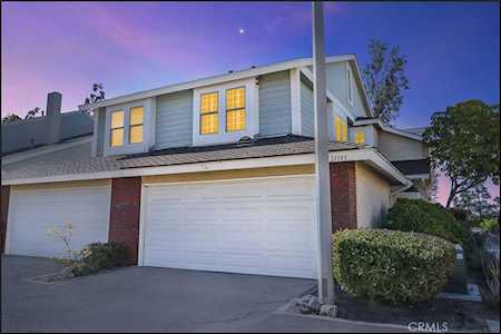 21185 Serra Vista Lake Forest, CA 92630