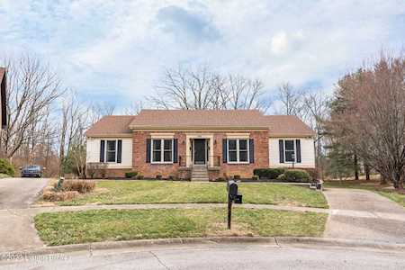 925 Brierly Hill Ct Louisville, KY 40299
