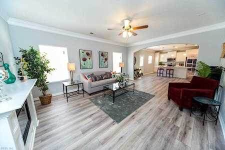 4312 Fontana Ave Chesapeake, VA 23325