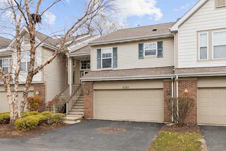 3151 Saganashkee Ln Naperville, IL 60564