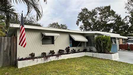 11919 102nd St Largo, FL 33773