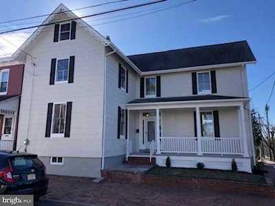 400 Willow St Bordentown, NJ 08505