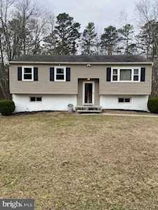 51 Philip Ave Franklinville, NJ 08322