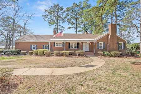 11 Early Dr Portsmouth, VA 23701
