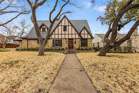 5218 Mccommas Boulevard Dallas, TX 75206