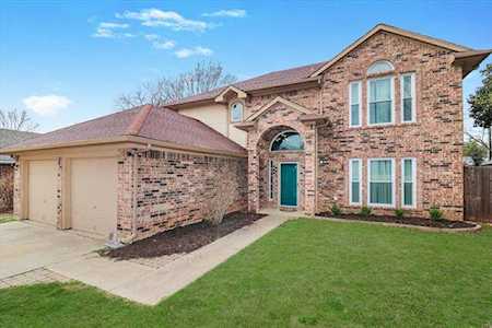 4202 Glen Ridge Drive Arlington, TX 76016