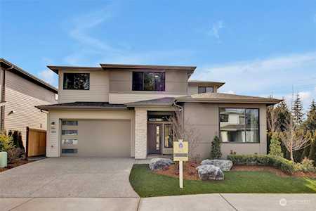 23623 SE 35th Ct Sammamish, WA 98029