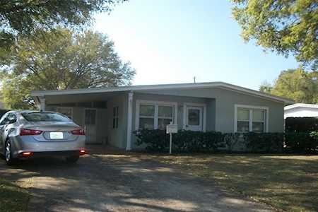 7940 22nd Ave N St. Petersburg, FL 33710