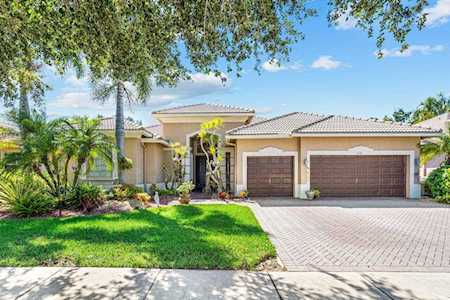 4126 Cedar Creek Ranch Circle Lake Worth, FL 33467
