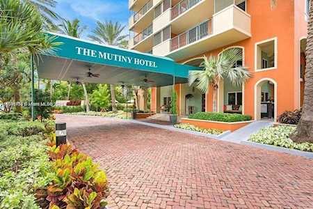 2951 S Bayshore Dr #217 Miami, FL 33133