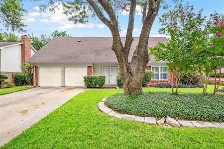 2307 Southcrest Drive Arlington, TX 76016