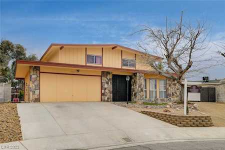 6905 Sweetwater Place Las Vegas, NV 89145