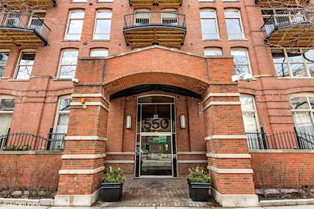 550 N Kingsbury St #309 Chicago, IL 60654