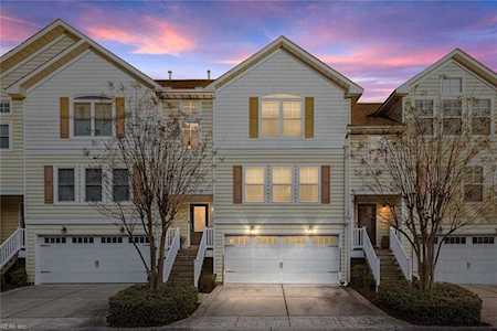 5509 Taylors Walke Ln Virginia Beach, VA 23462