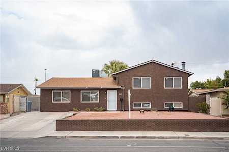 208 Upland Blvd Las Vegas, NV 89107