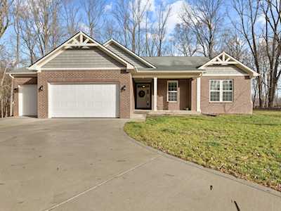 2054 S Andover Ct Martinsville, IN 46151