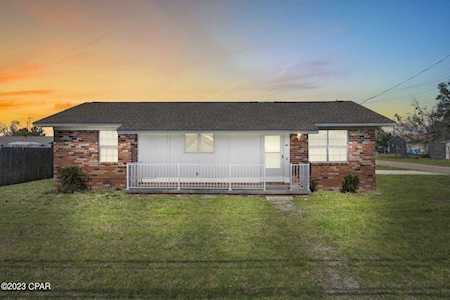 4102 W 21st St Panama City, FL 32405