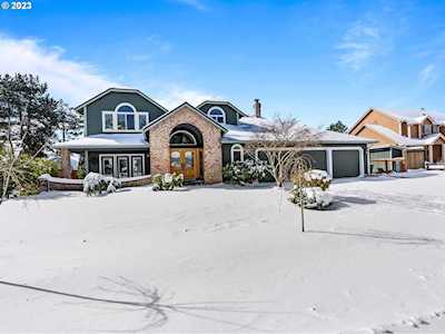 2916 SE Blairmont DR Vancouver, WA 98683