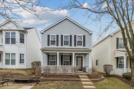 1003 Symphony Dr Aurora, IL 60504