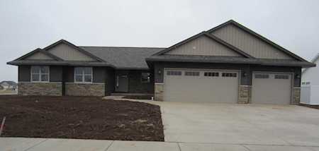 2183 Potter Dr De Pere, Village of Hobart, WI 54115