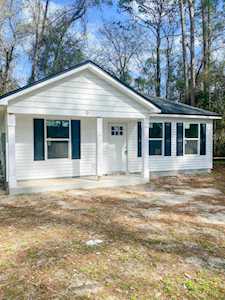 9 Ted Lott Ln Crawfordville, FL 32327