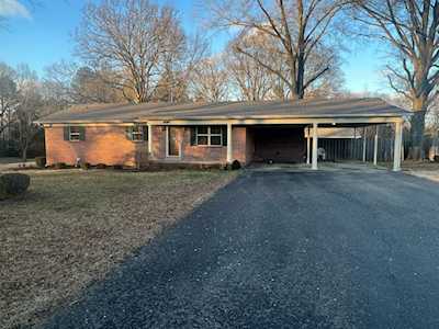 610 Mary Ann St Humboldt, TN 38343