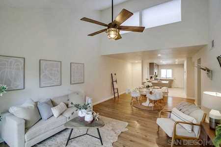 10279 Caminito Covewood San Diego, CA 92131