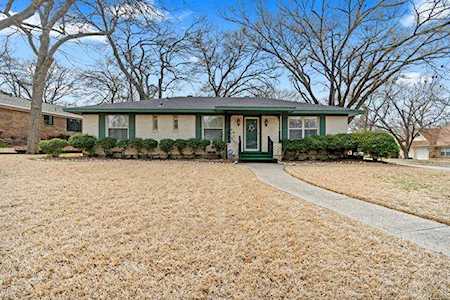 2001 Briarcreek Court Plano, TX 75074