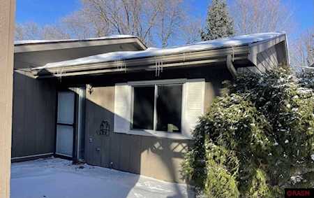 1618 Nottingham Dr North Mankato, MN 56003