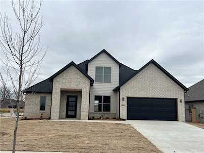 4501 SW Bridgewater St Bentonville, AR 72713