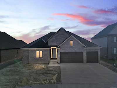 54362 Lawson Creek Shelby Twp, MI 48316