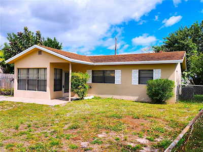 5830 NE 6th Ter Oakland Park, FL 33334