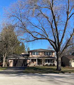 1528 Chat Ct Naperville, IL 60565