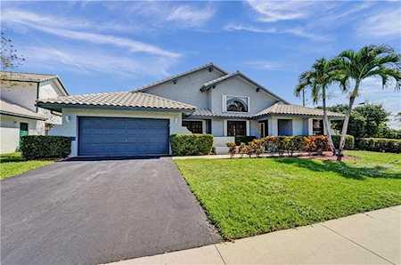 2330 SW 97th Ln Davie, FL 33324
