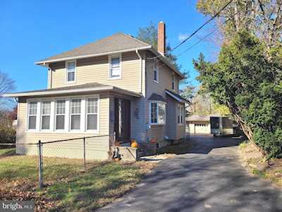 215 W Clifton Ave Blackwood, NJ 08012
