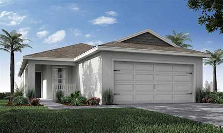 2112 Golden Beak Dr Eagle Lake, FL 33839