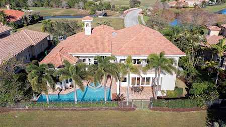 106 SE Mira Lavella Port Saint Lucie, FL 34984