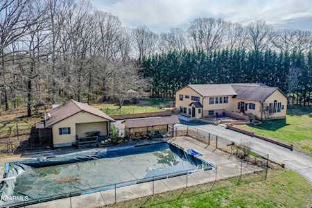 1335 Woodside Park Dr Maryville, TN 37801